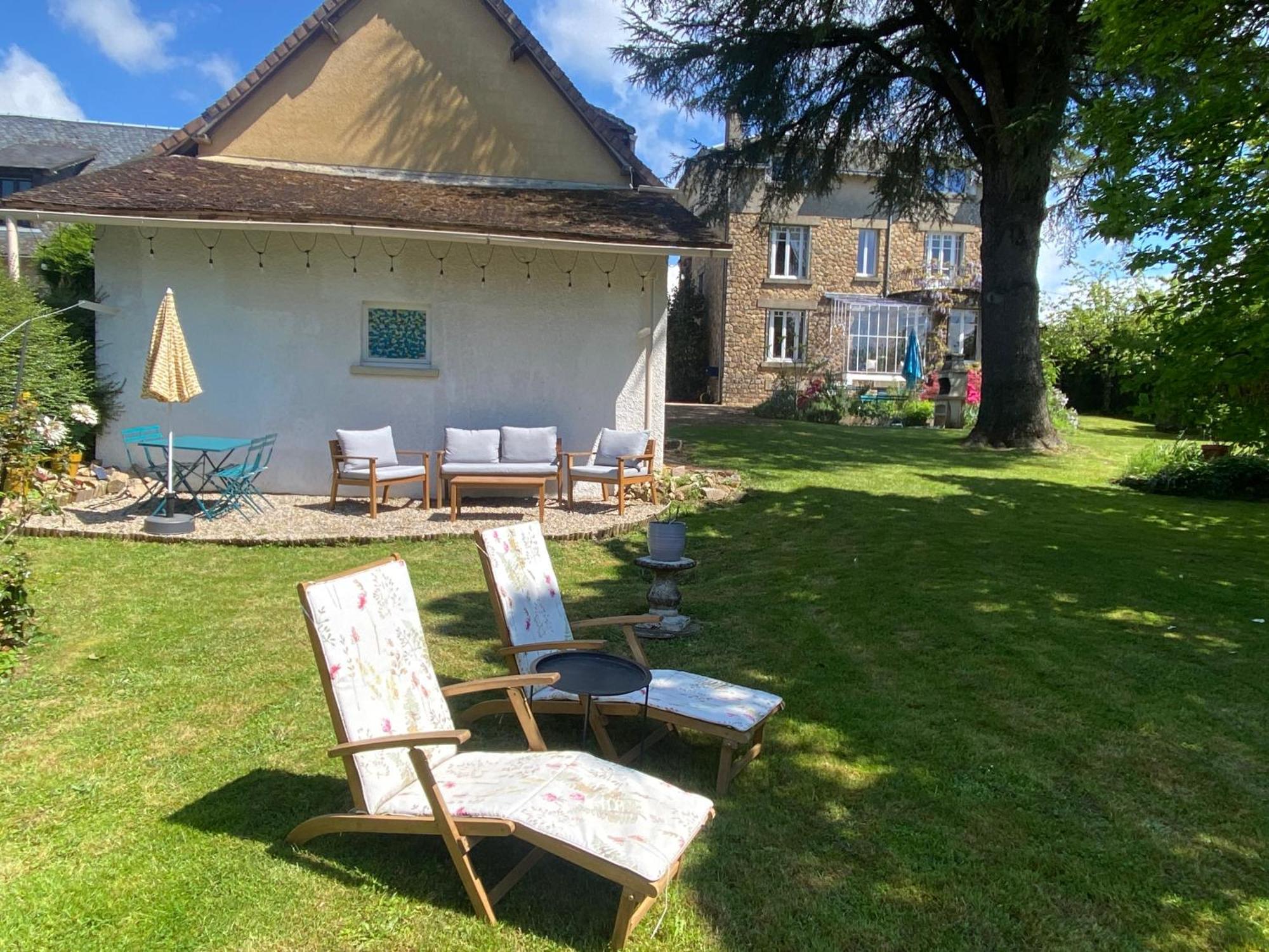 Maison De Montgibaud Exteriör bild