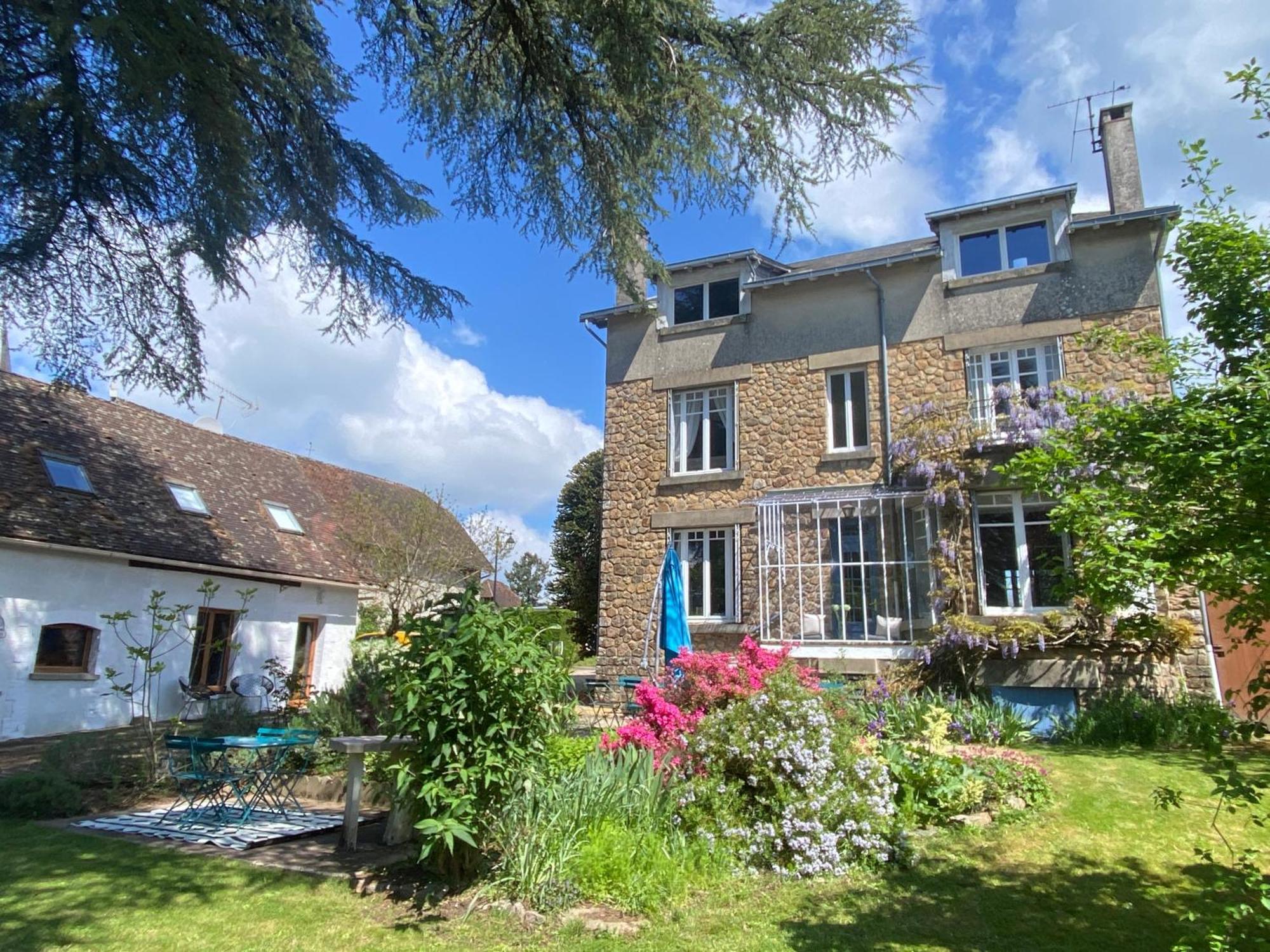 Maison De Montgibaud Exteriör bild
